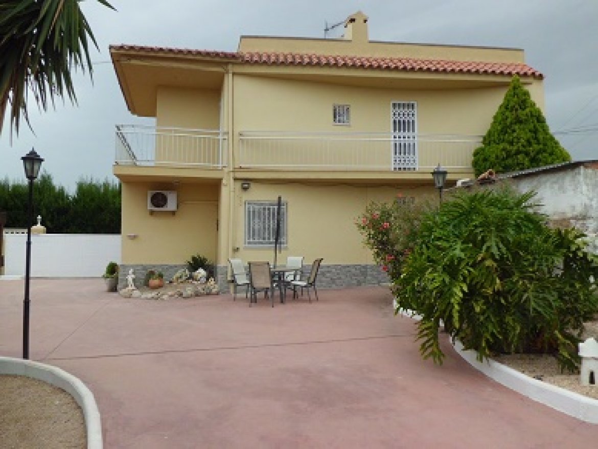 BENICARLO CHALET PARTIDA RIO