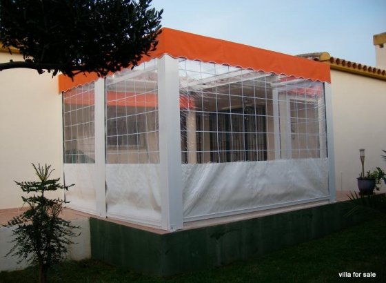 PEÑISCOLA. CHALET AVDA. ESTACION MARY BRUNETT